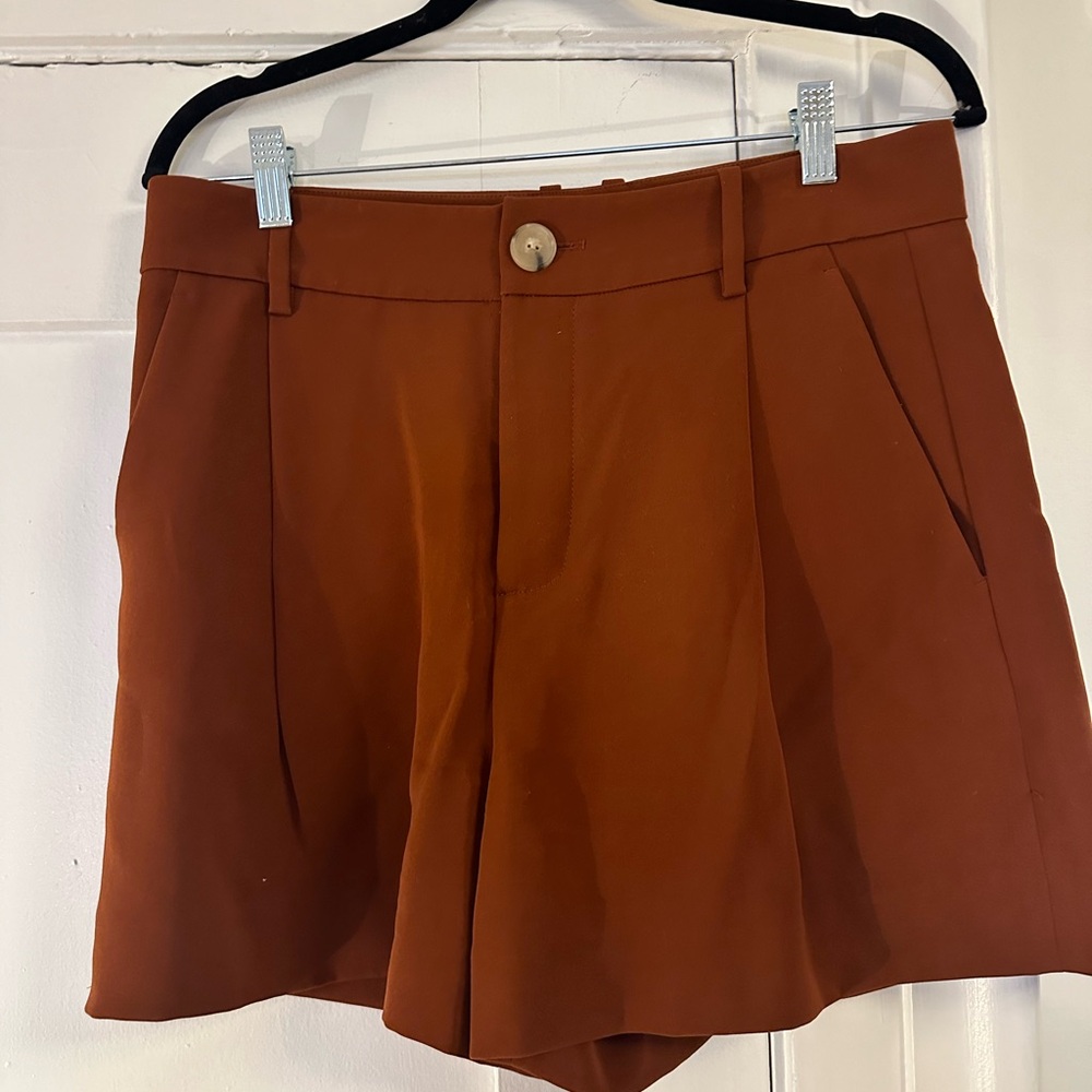 Vince Women's Rust Shorts Size 8